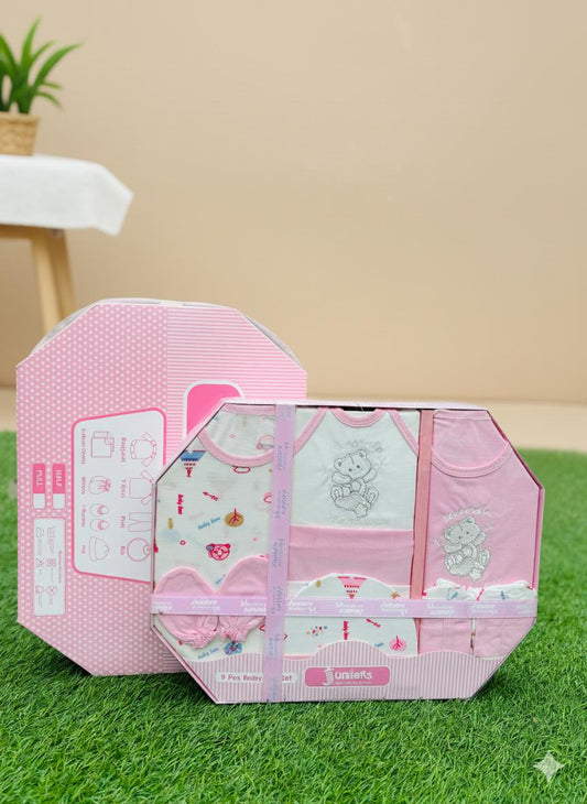 Adorable Panda 9 pcs New Born Baby Gift Box With 1 Booties pair | 0-6 Months