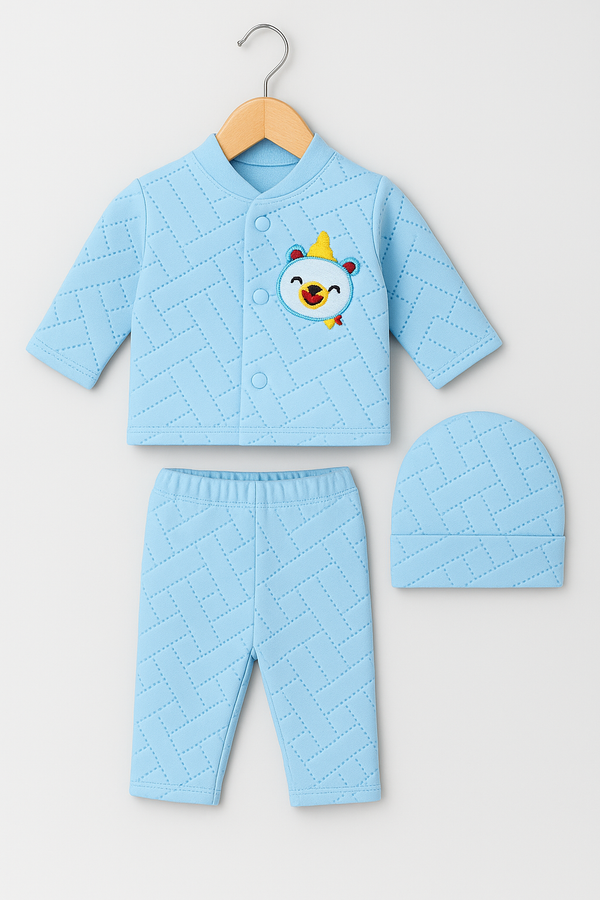 Cozy winter outfit: 3-piece dotted newborn set